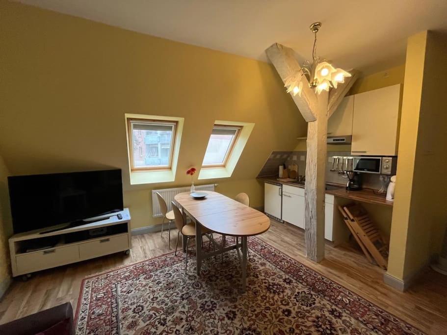 - Schweriner Altstadt - 4 *